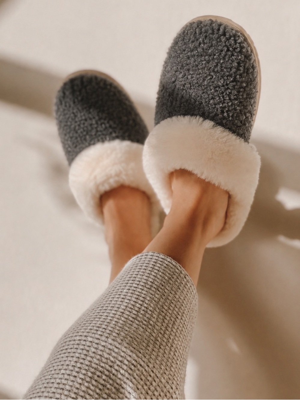 EMU Australia Jolie Teddy Charcoal Sheepskin Slippers Womens 8 Cozy Leisure